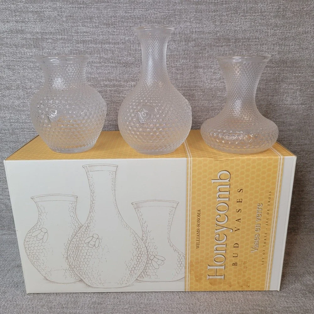 Williams Sonoma Honeycomb Bud Vases 3 PC Set VERY RARE  w Box Bee Beehive Nice